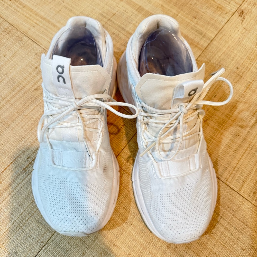 On Cloud Nova 2 White Women’s Running Shoes Size 8 - Picture 5 of 9